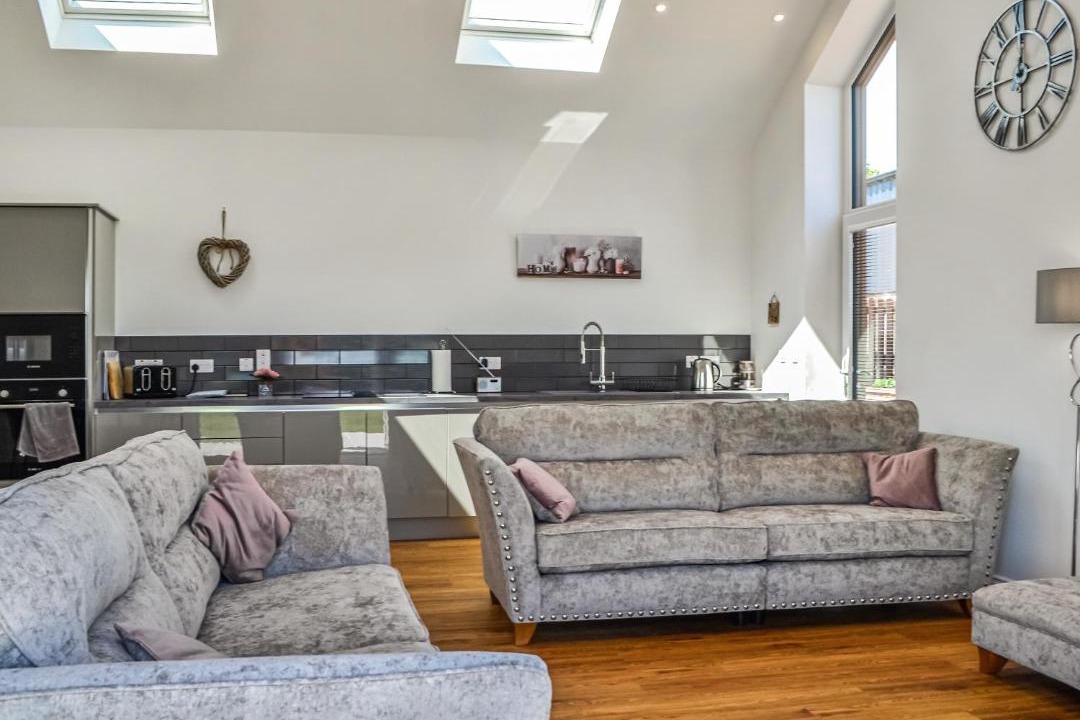 Photo of Others in Wing