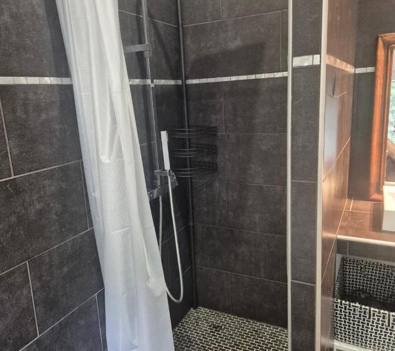 Photo of Bathroom in Isolaccio-di-Fiumorbo