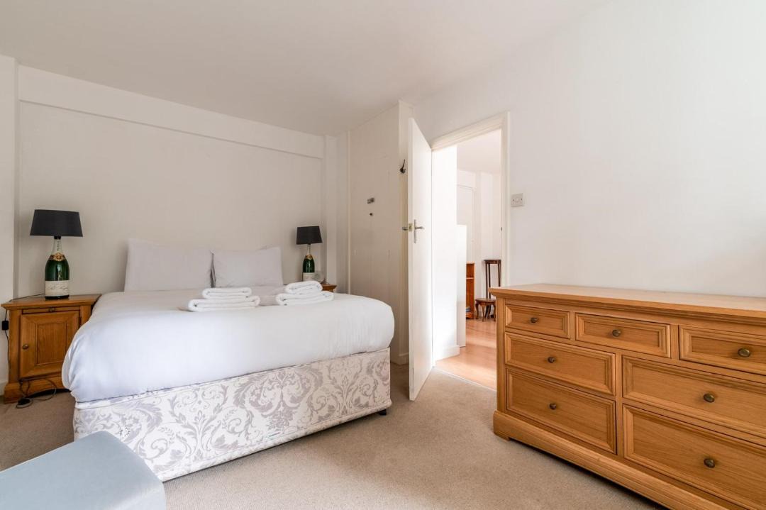 Photo of Others in West Putney