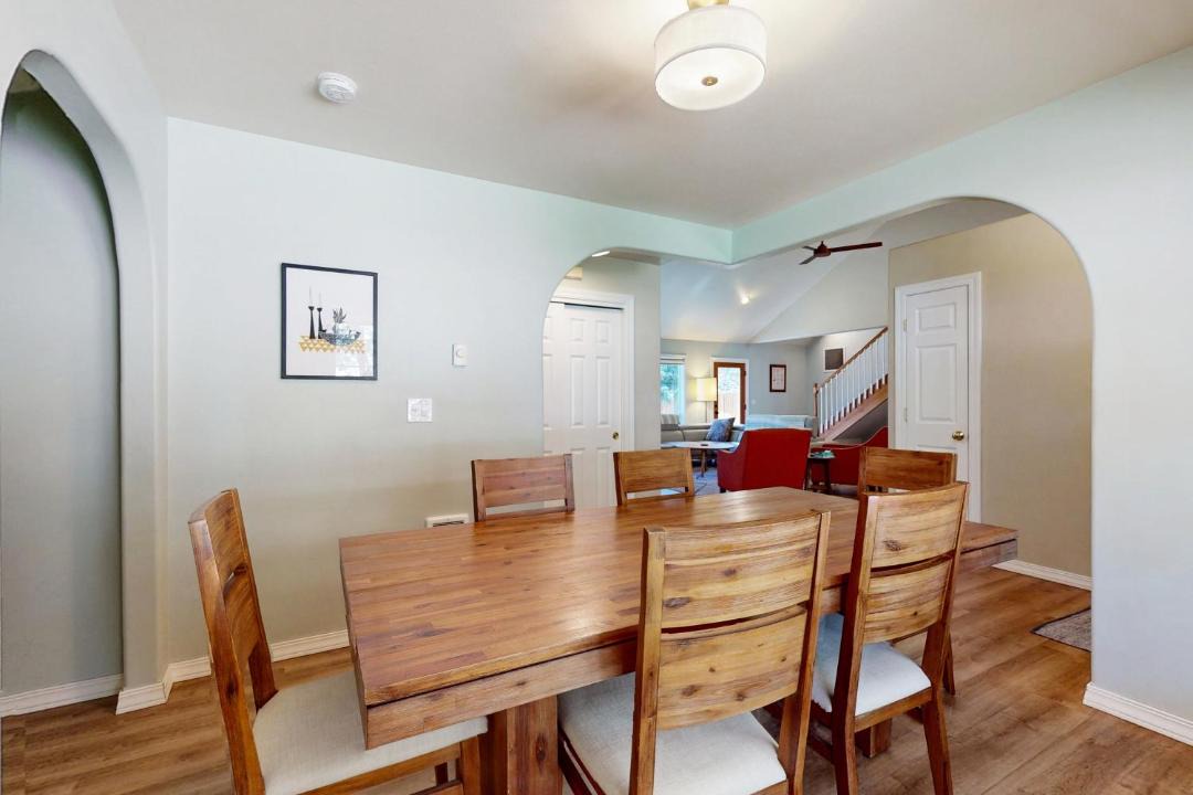 Photo of Others in Sisters