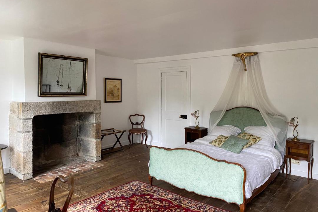 Photo of Bedroom in Saint-Pois