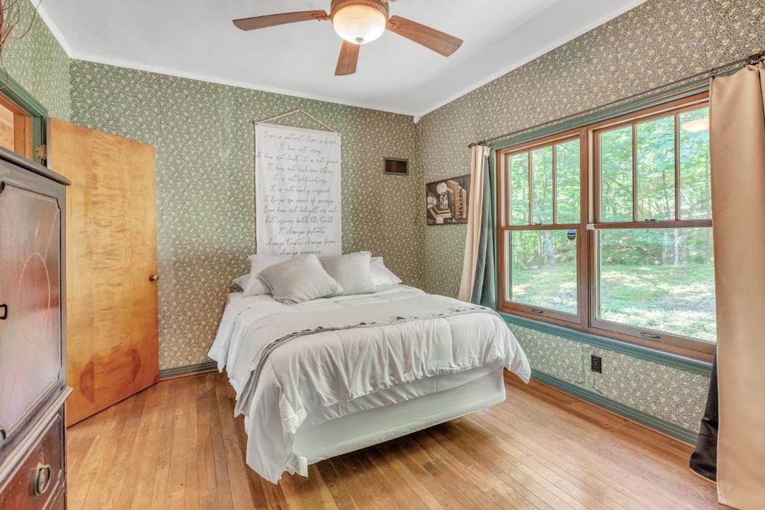 Photo of Bedroom in Mena