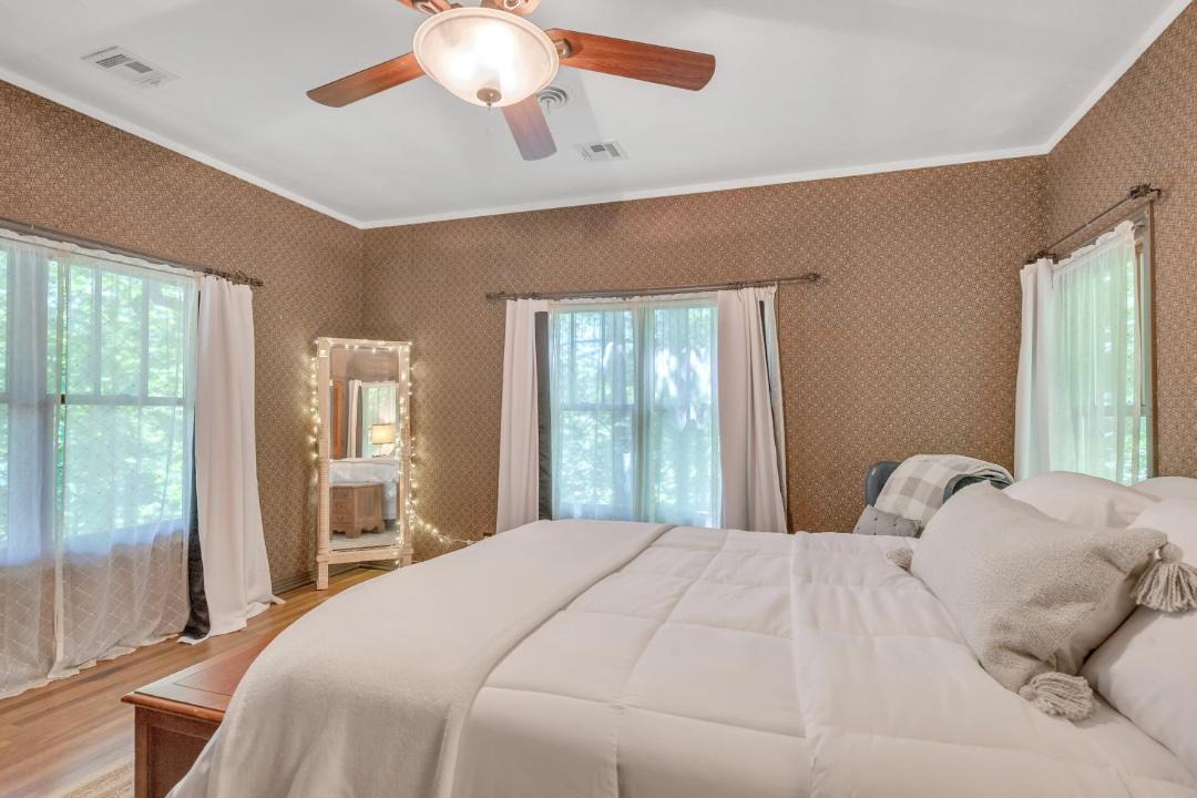 Photo of Bedroom in Mena