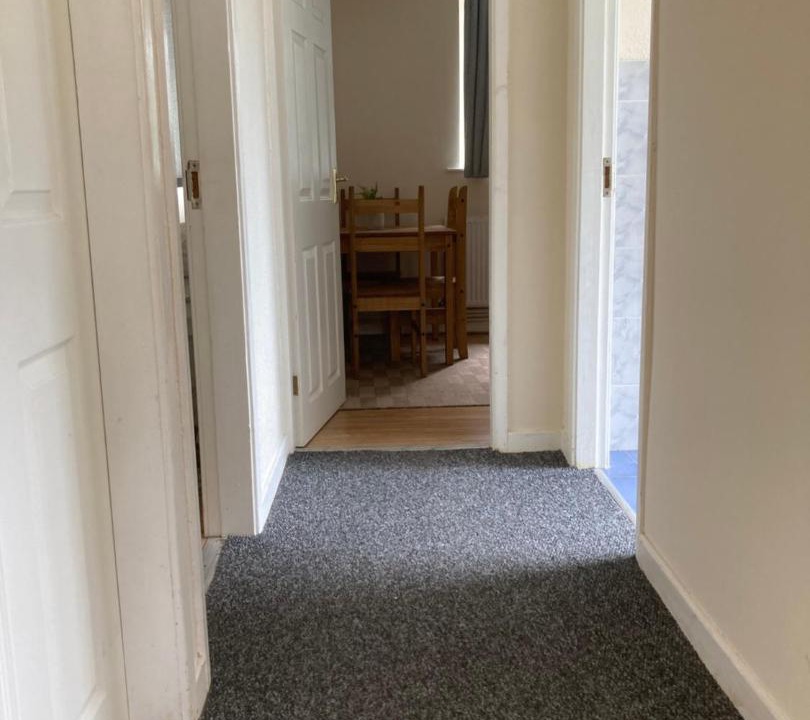 Photo of Others in Weston by Wellend