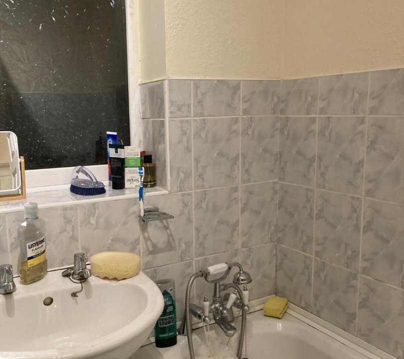 Photo of Bathroom in Weston by Wellend