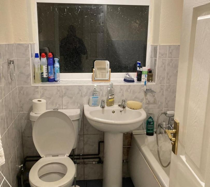 Photo of Bathroom in Weston by Wellend