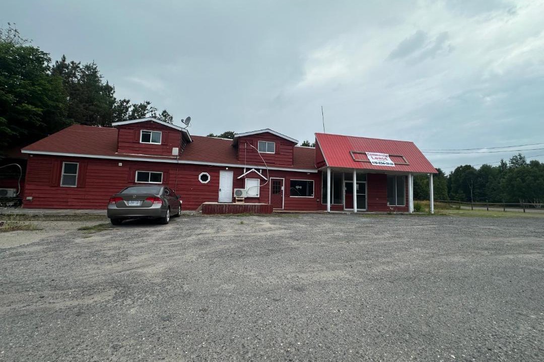Photo of Others in Huron Shores