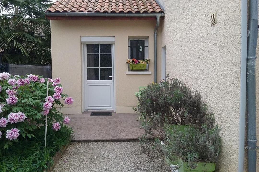 Photo of Others in Cubjac