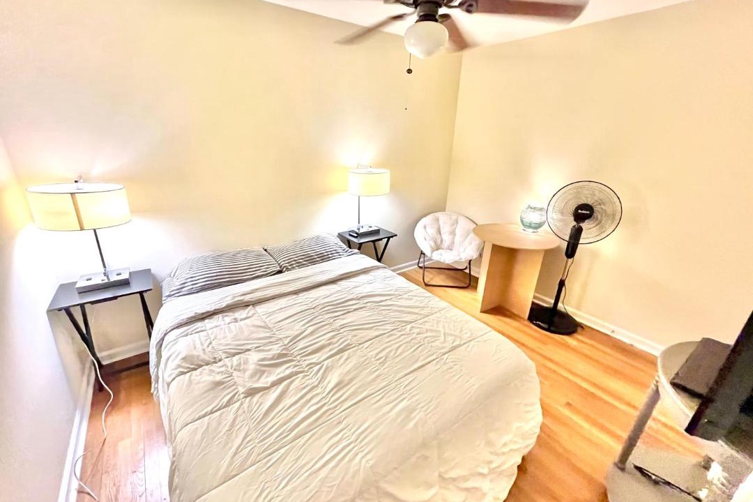 Photo of Bedroom in Sandy Springs