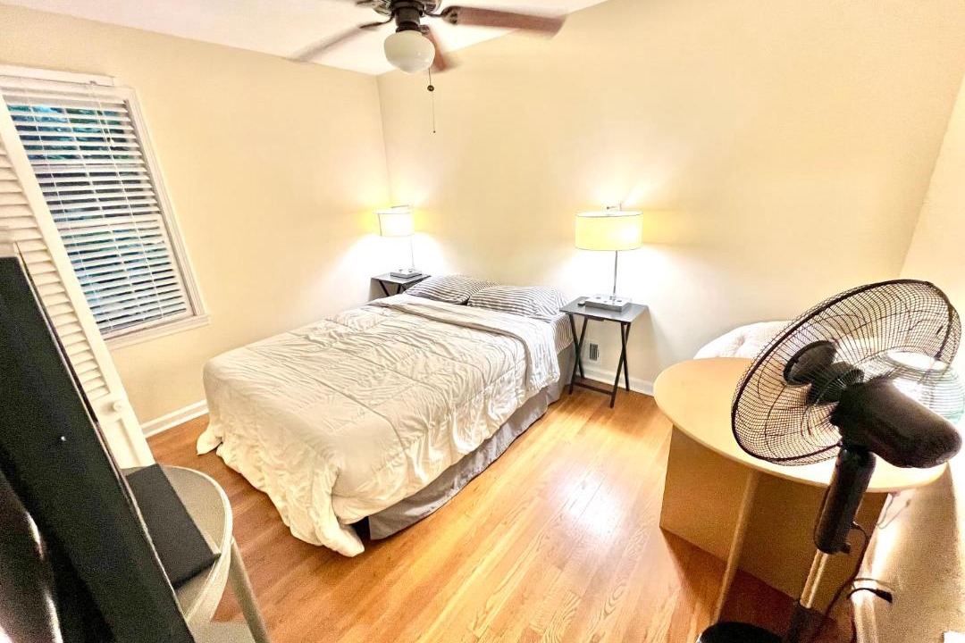 Photo of Bedroom in Sandy Springs