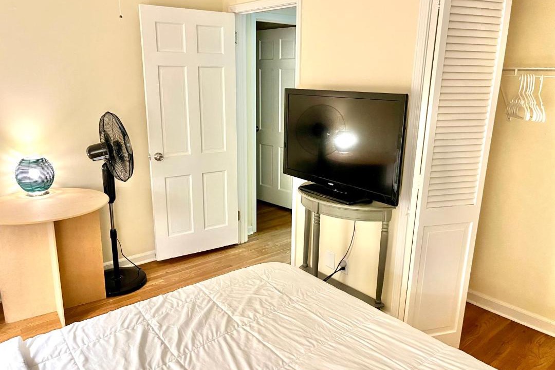 Photo of Bedroom in Sandy Springs