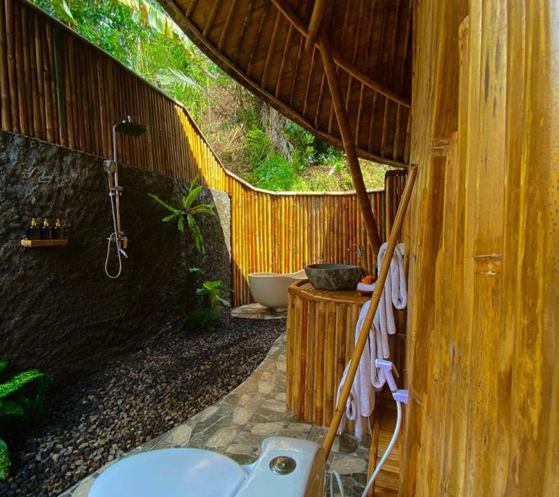 Photo of Bathroom in Selat