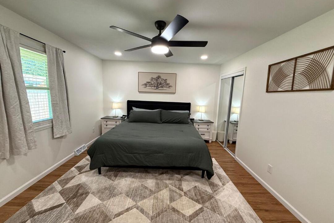 Photo of Bedroom in Brookline Station