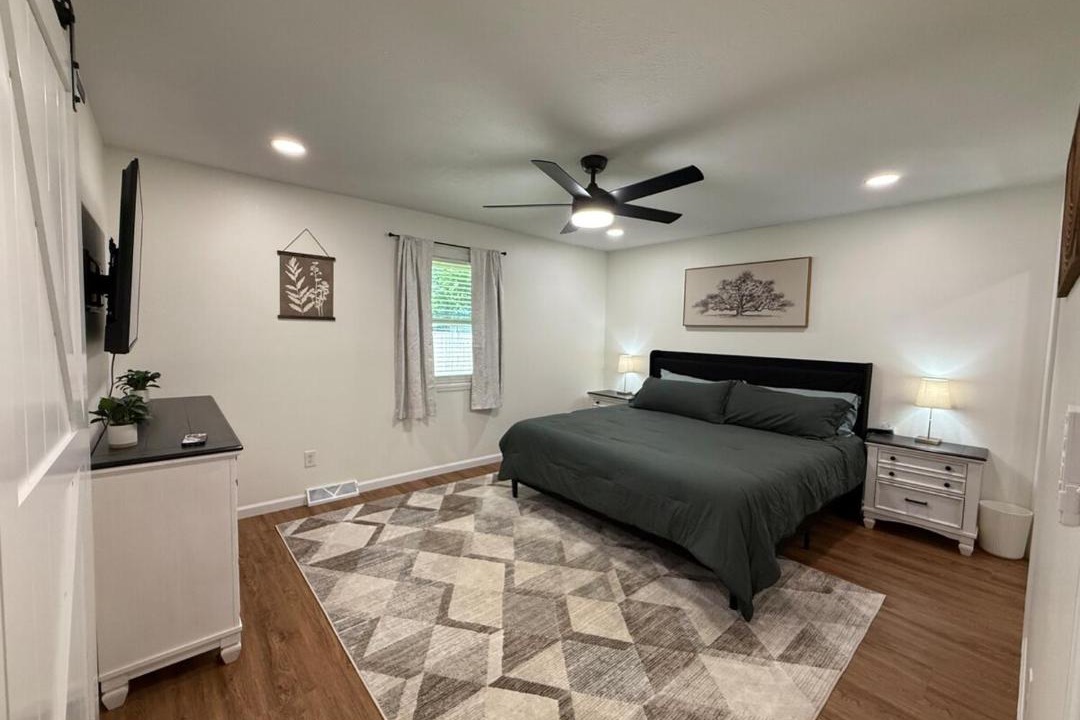 Photo of Bedroom in Brookline Station