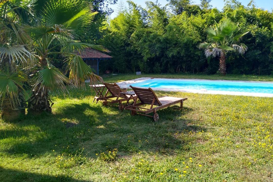 Photo of Others in Laluque