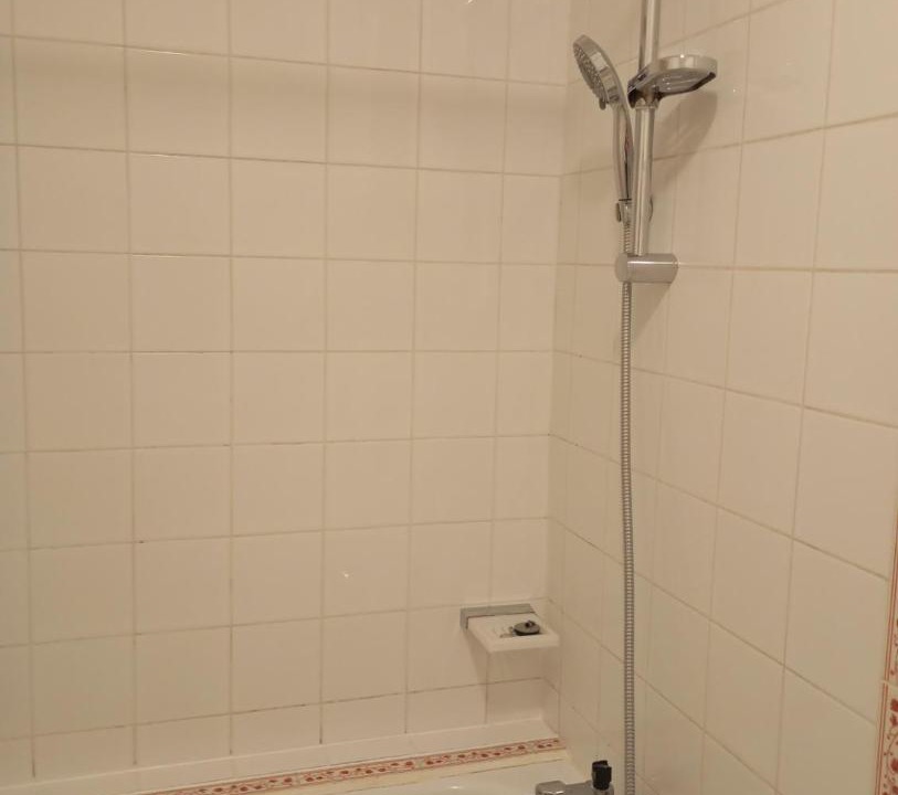 Photo of Bathroom in Saint-Aquilin