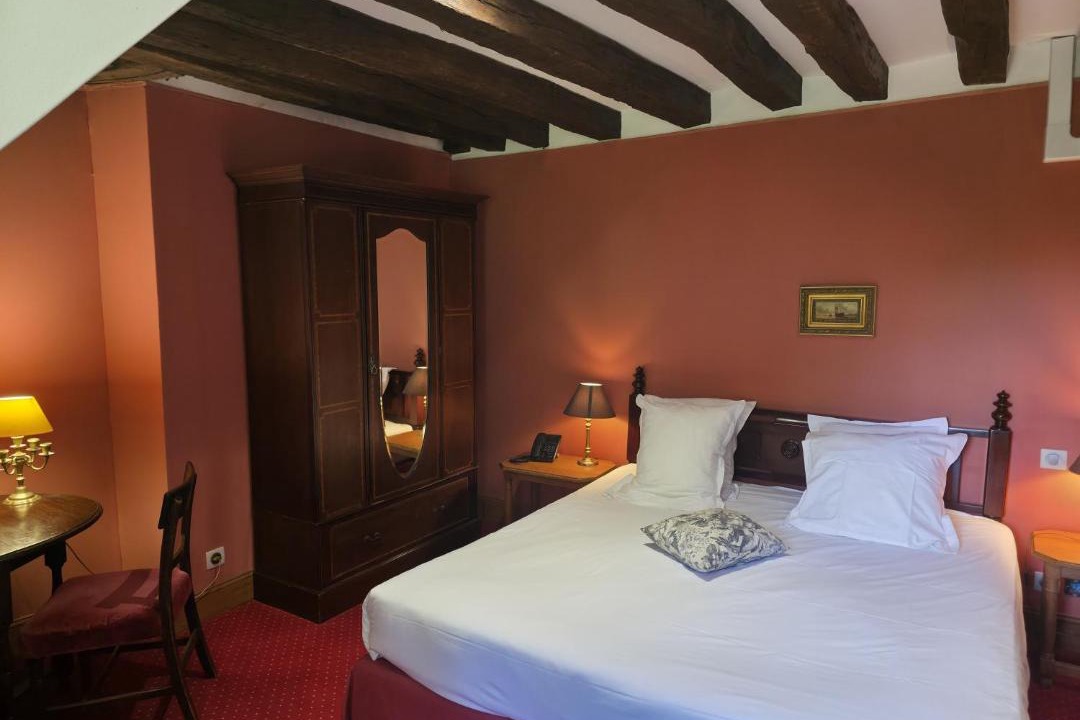 Photo of Bedroom in Chissay-en-Touraine