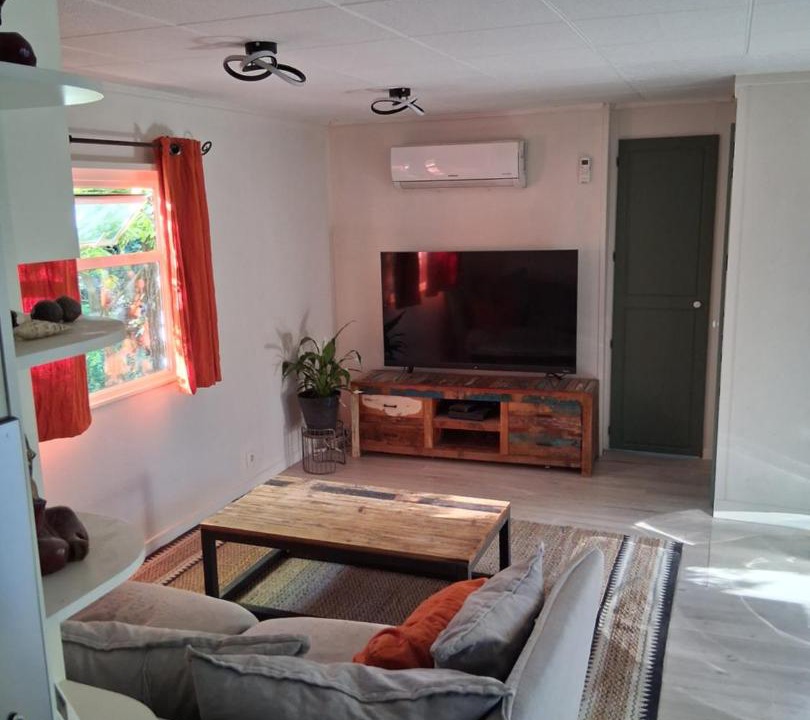 Photo of Livingroom in Saint-Paulet-de-Caisson