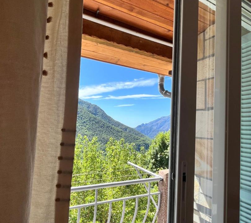 Photo of Patio Balcony in Clans