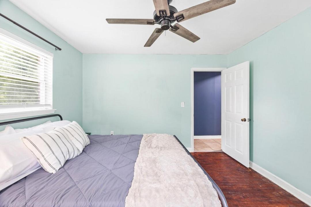 Photo of Bedroom in Seneca