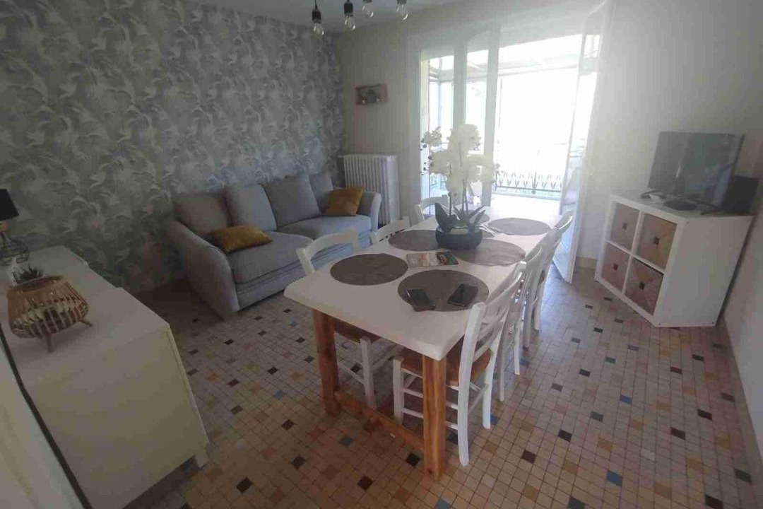 Photo of Others in Tonnerre