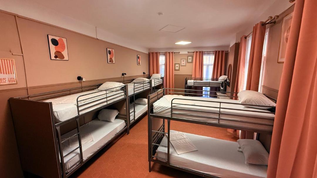 Photo of Bedroom in Palais de justice