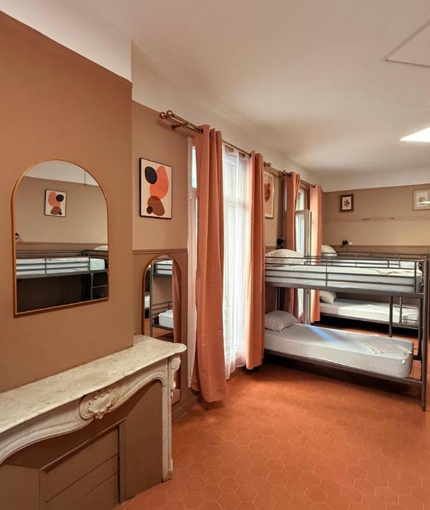 Photo of Bedroom in Palais de justice