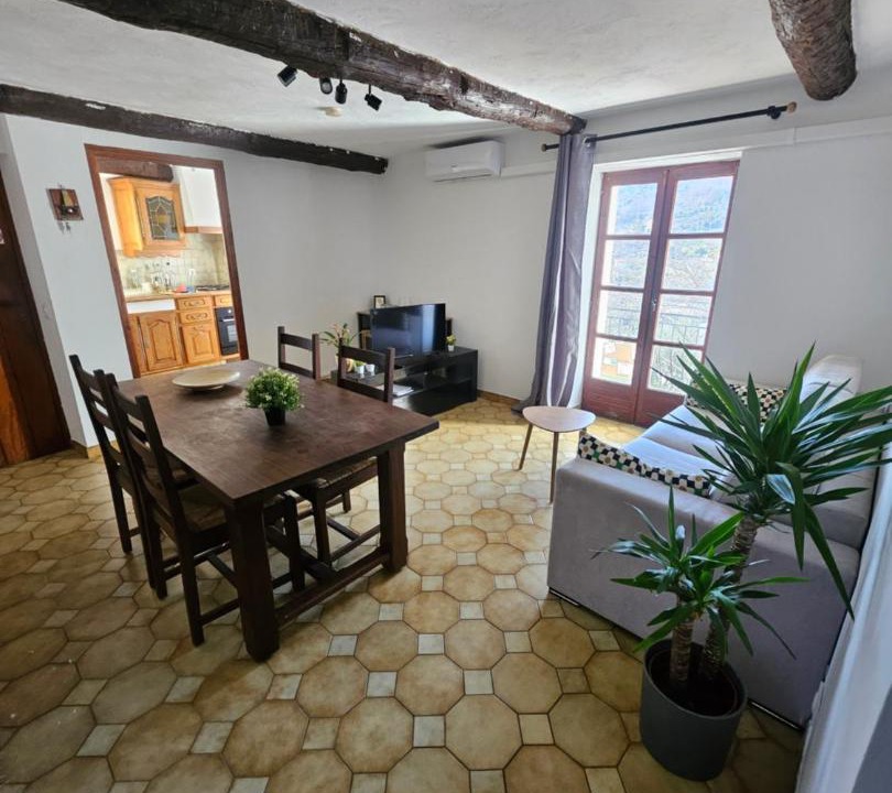 Photo of Others in Bonson