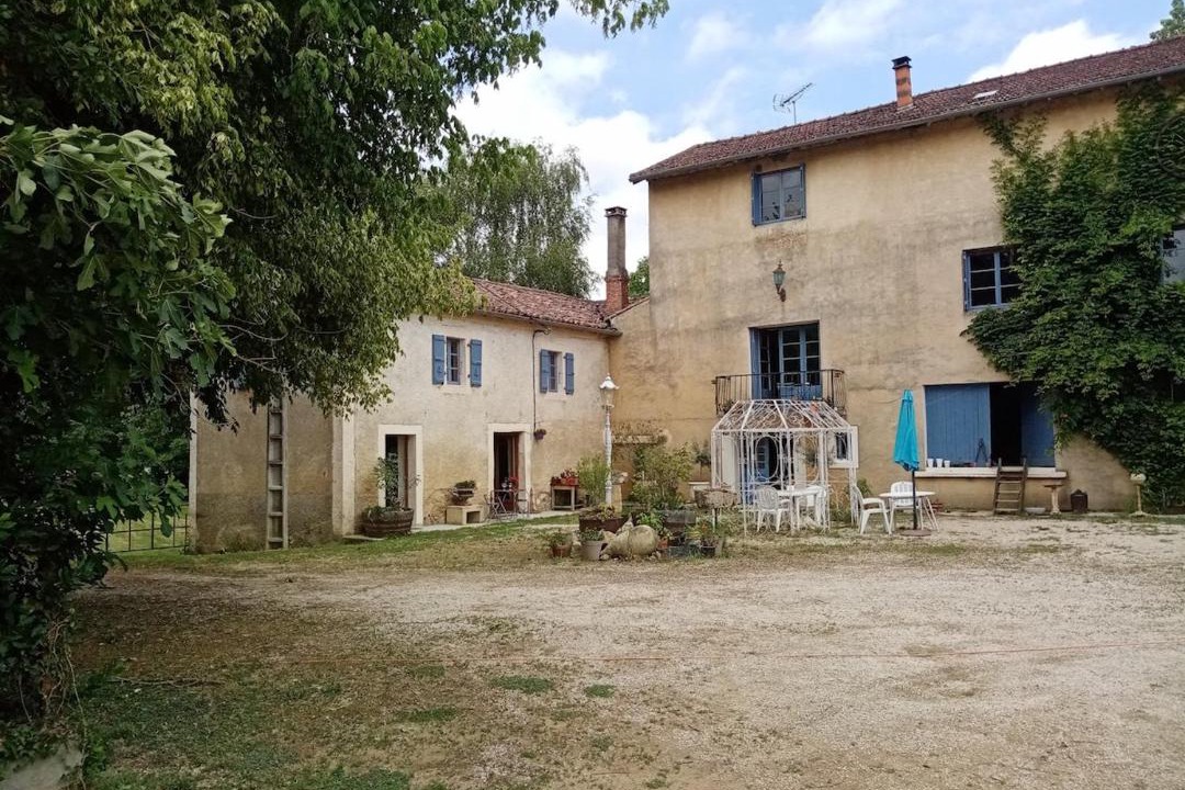 Photo of Others in Orbessan