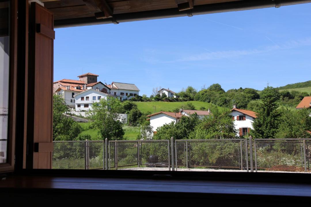 Photo of Others in Lintzoain