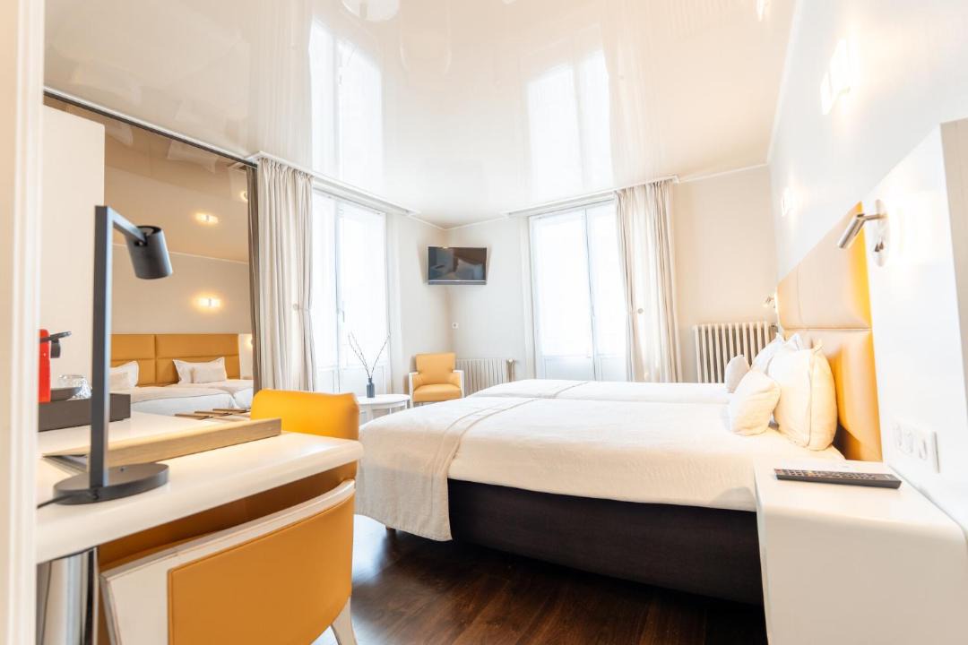 Photo of Bedroom in Chalons-en-Champagne