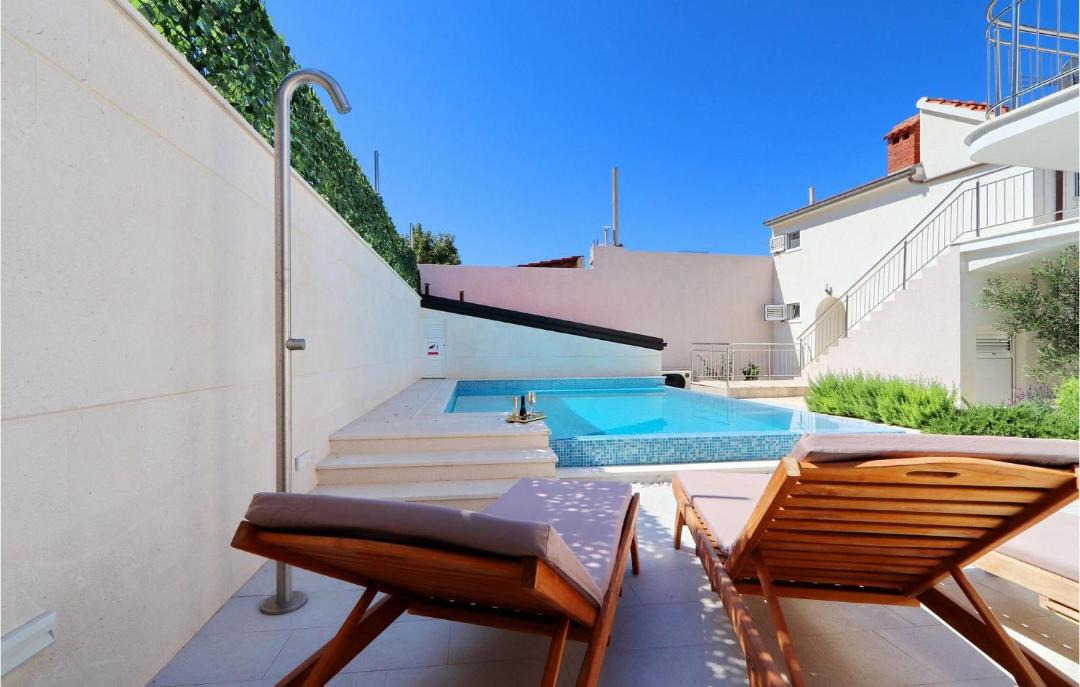 Photo of Patio Balcony in Potirna