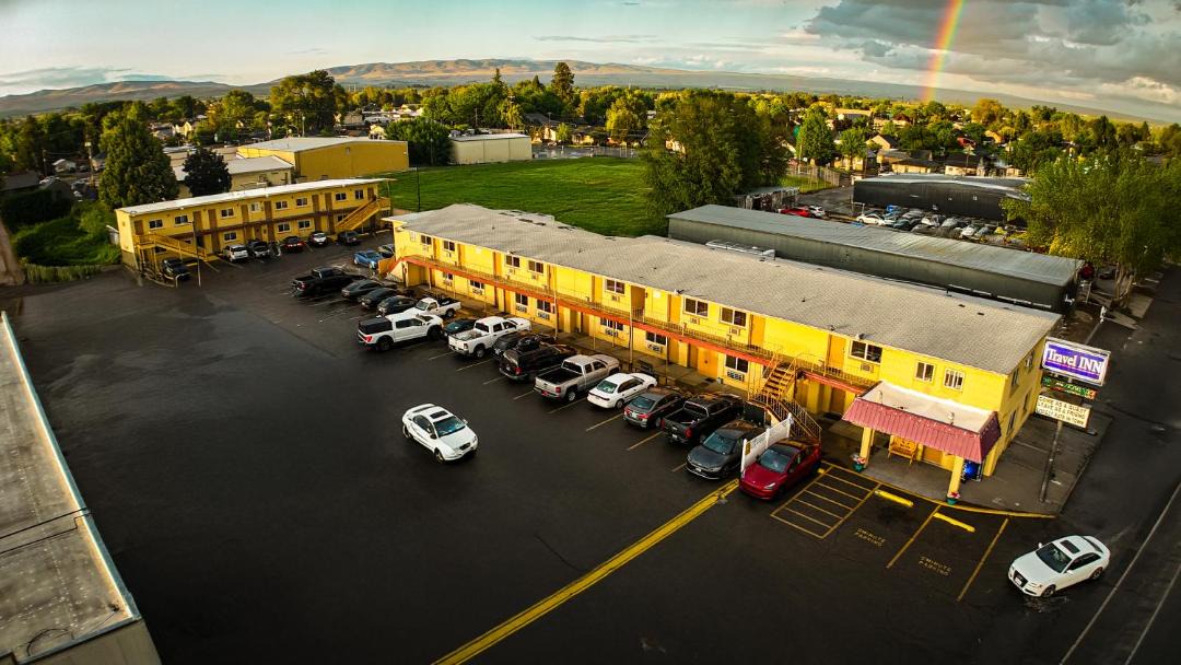 Photo of Buildings in Outlook