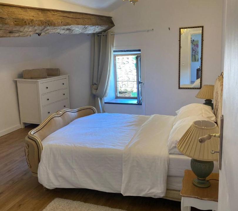 Photo of Bedroom in Oradour-sur-Vayres