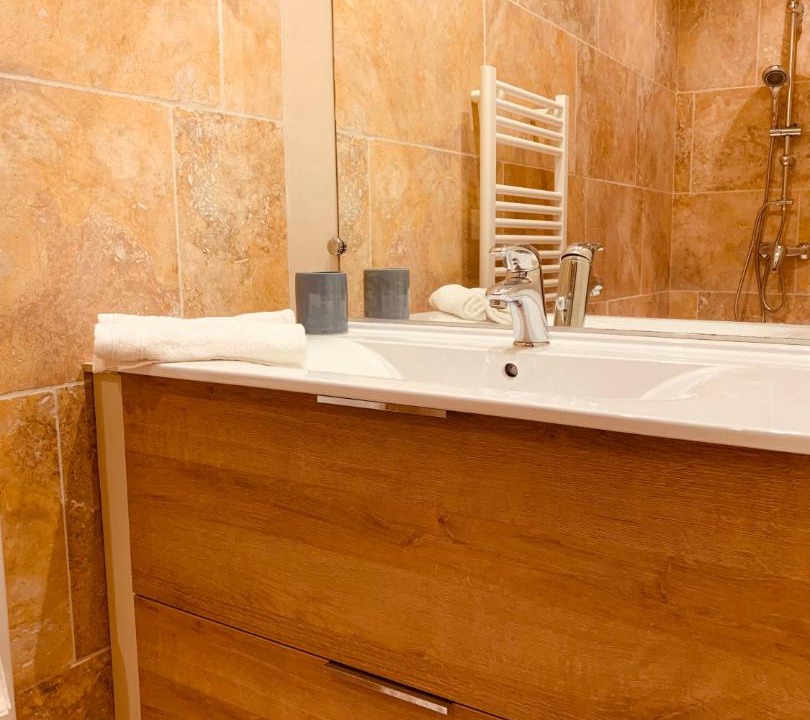 Photo of Bathroom in Beraut