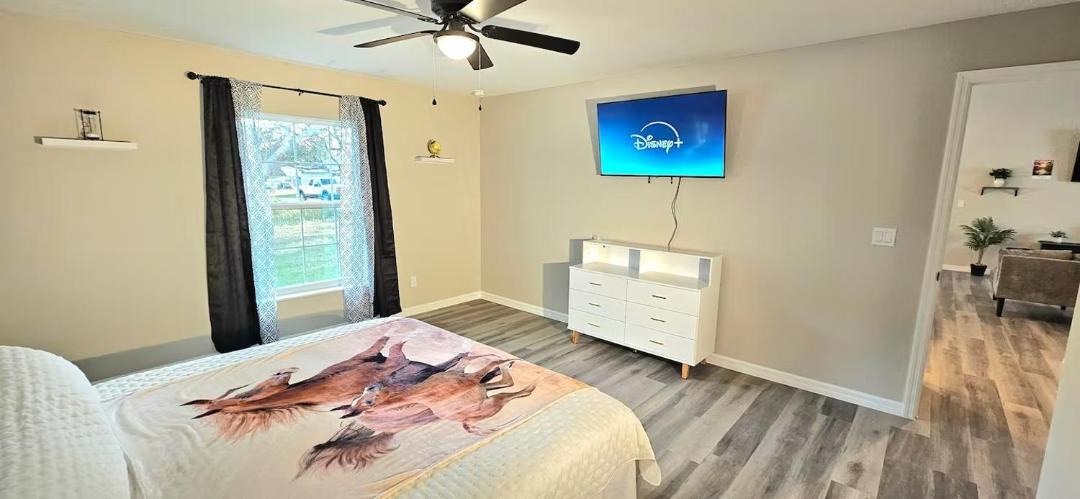 Photo of Others in Silver Springs Shores