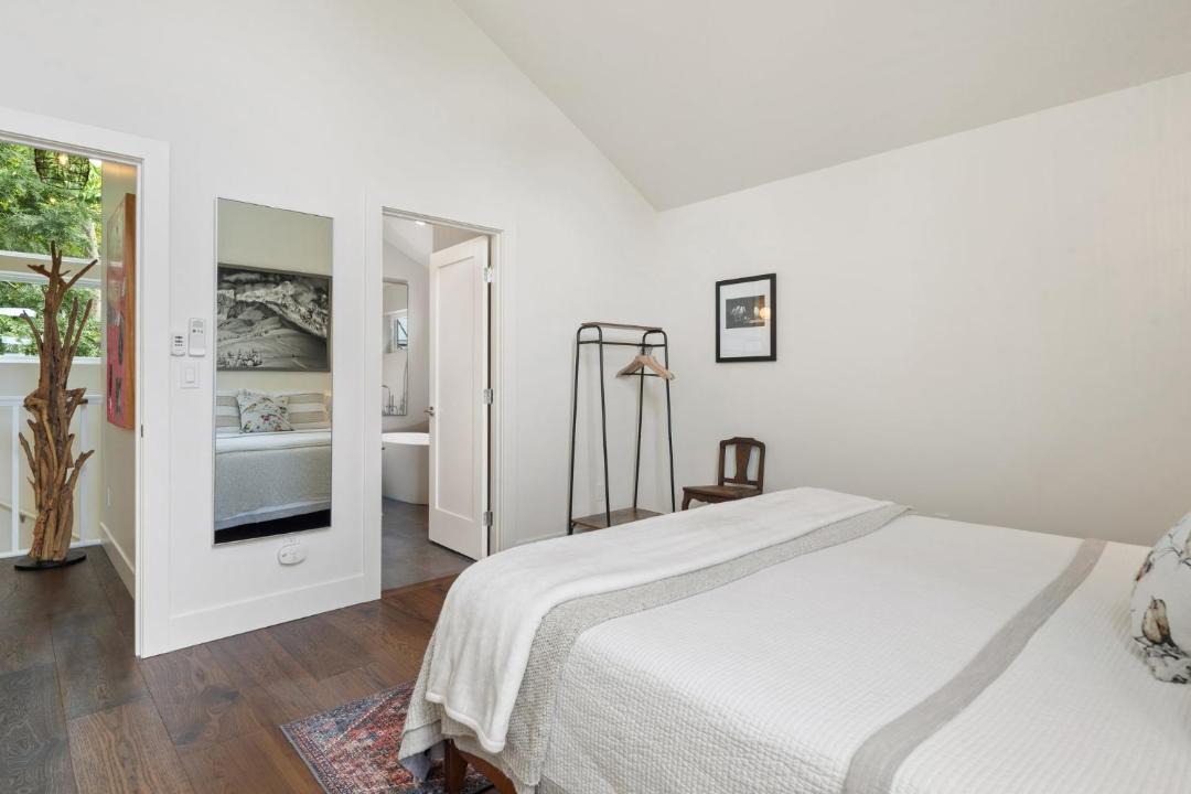 Photo of Bedroom in Fairhaven