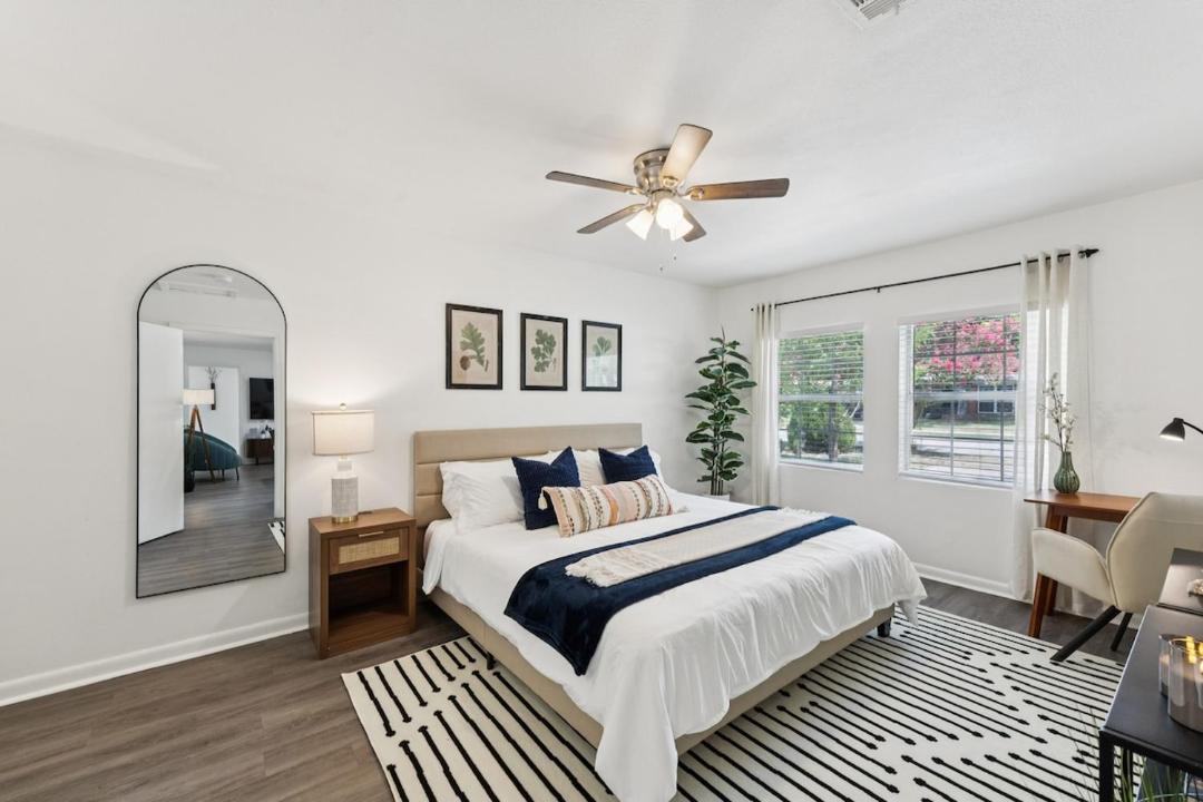Photo of Bedroom in Farmers Branch
