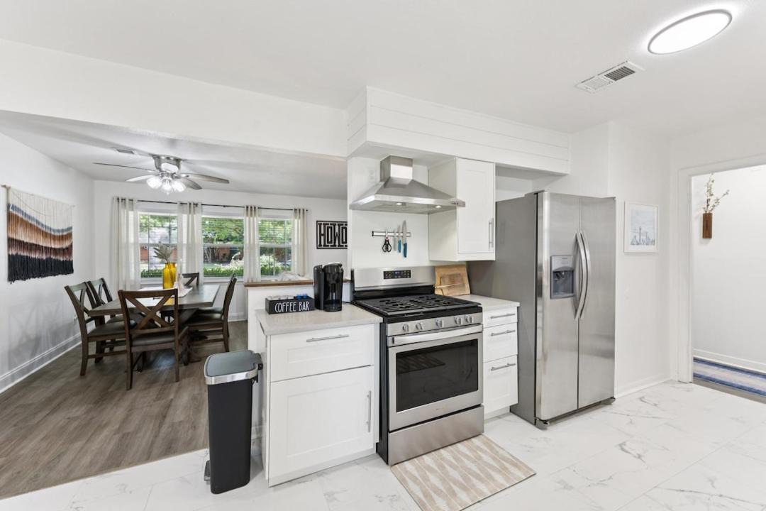 Photo of Kitchen in Farmers Branch