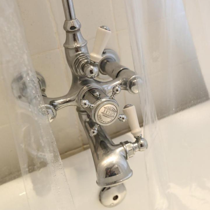 Photo of Bathroom in Poil