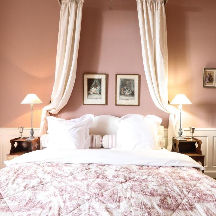 Photo of Bedroom in Poil