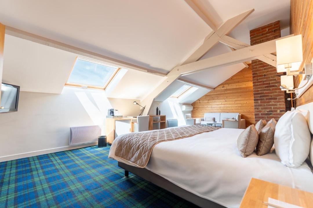 Photo of Bedroom in Chalons-en-Champagne