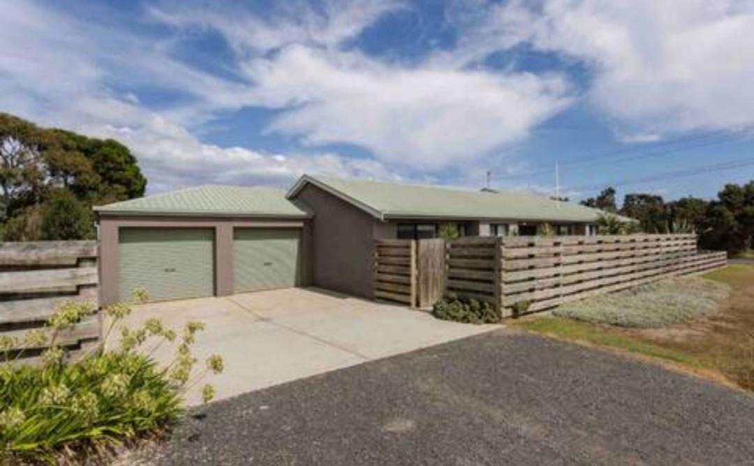 Photo of Others in Smiths Beach