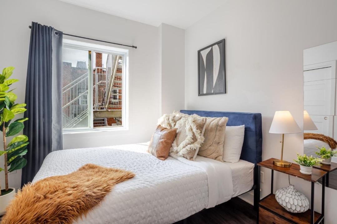 Photo of Bedroom in Griffintown