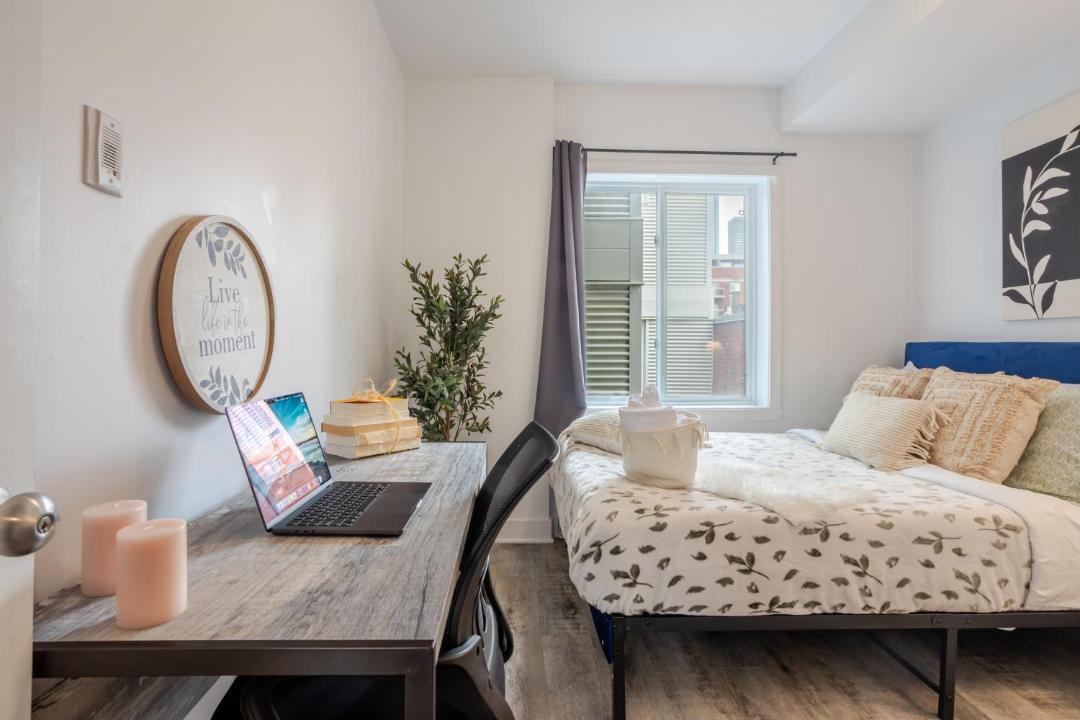 Photo of Bedroom in Griffintown