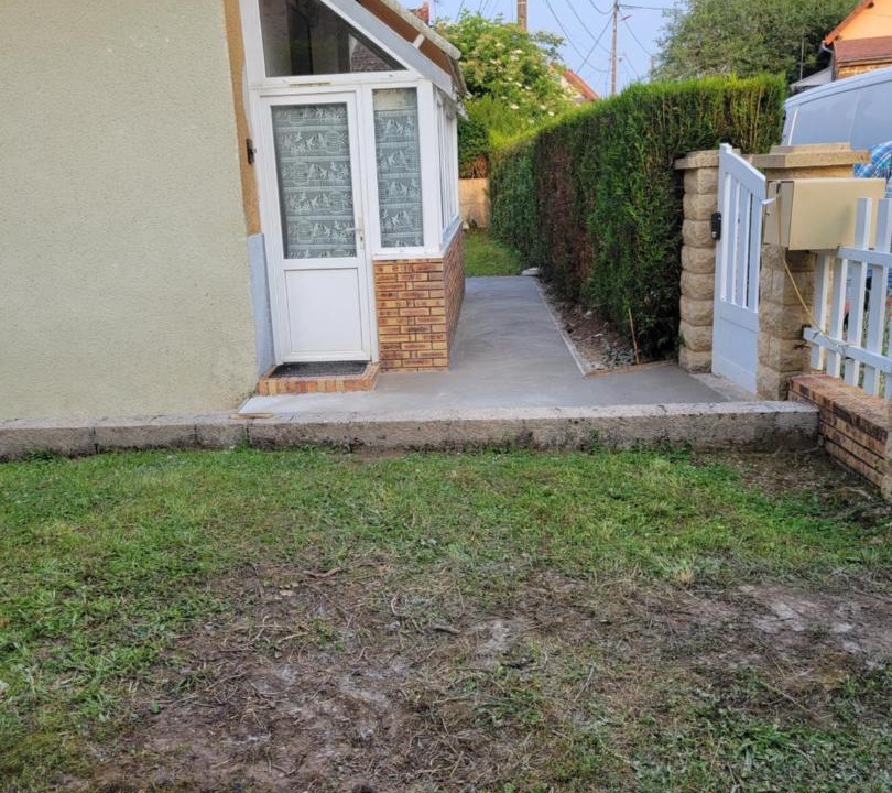 Photo of Others in Budeliere