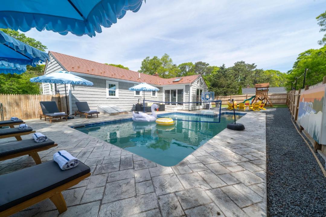 Photo of Others in Northwest Harwich