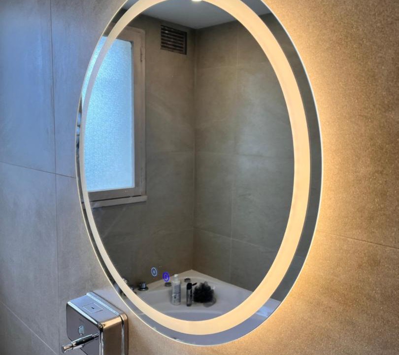 Photo of Bathroom in Joinville-le-Pont