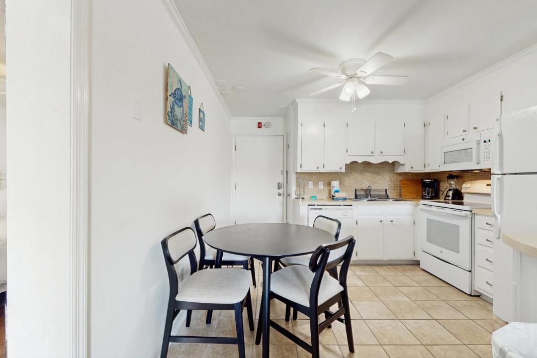 Photo of Kitchen in Cherry Grove Beach