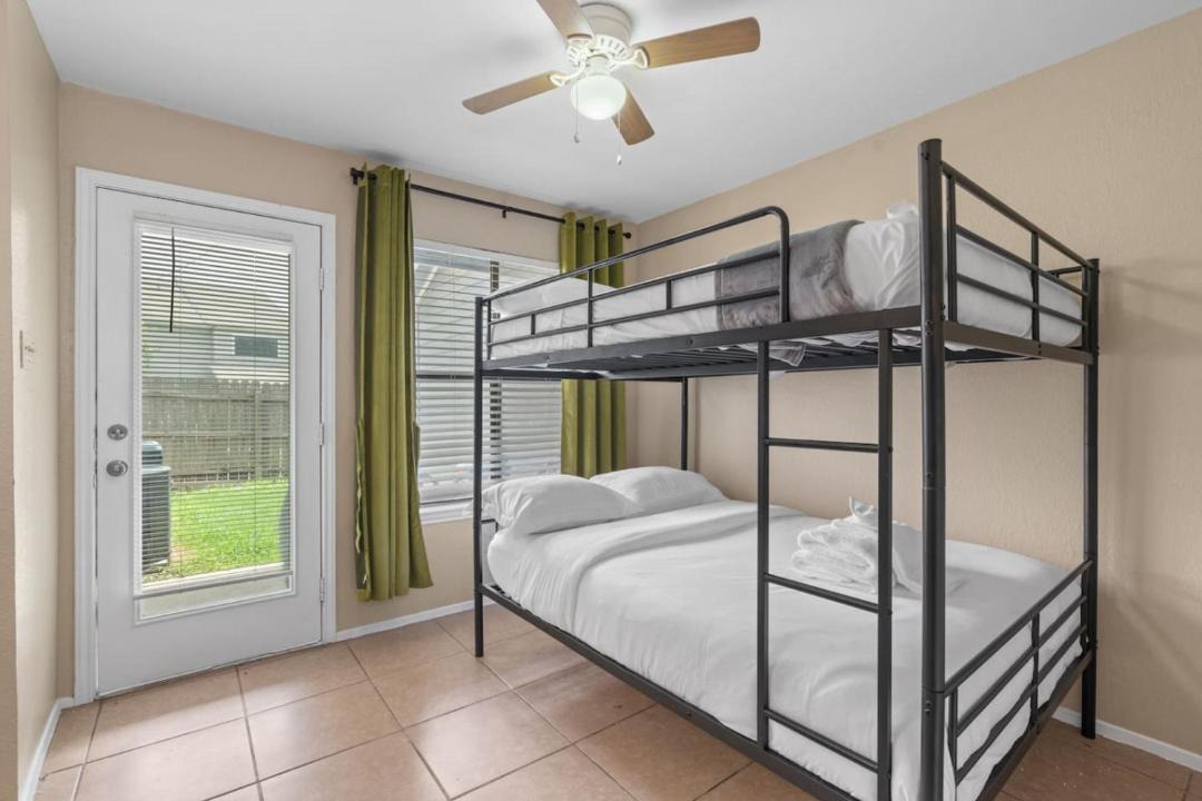 Photo of Bedroom in McNeil